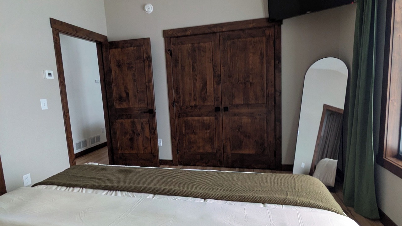 Photo of Bedroom in Breezy Point
