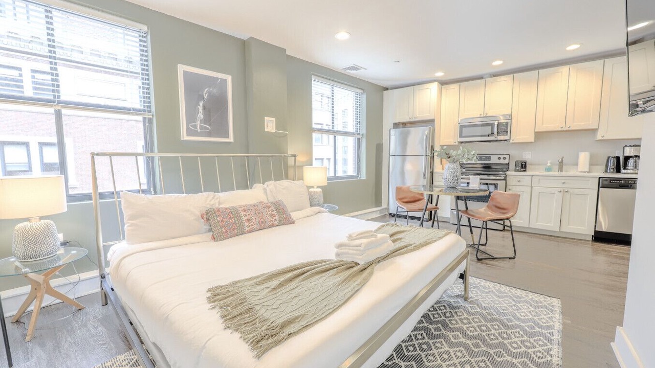 Photo of Bedroom in Boston Financial District