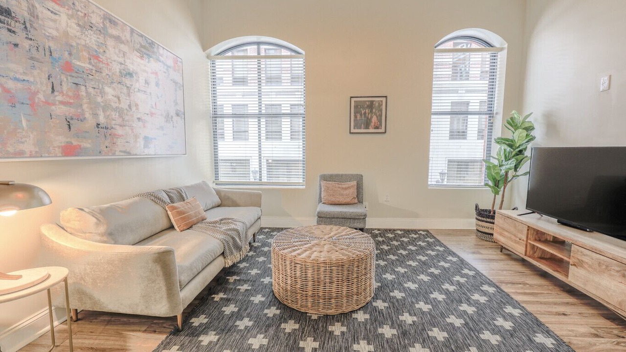 Photo of Livingroom in Boston Financial District