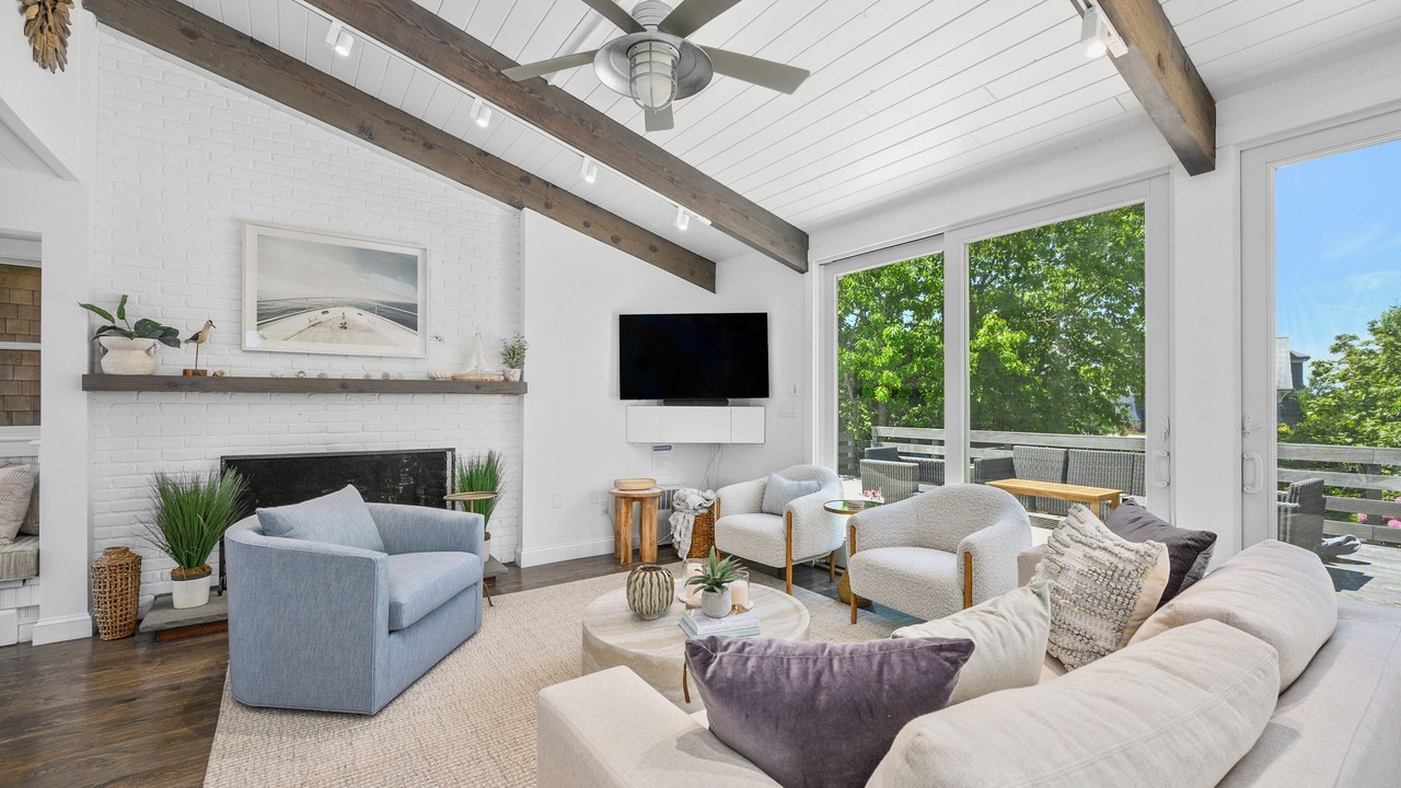 Photo of Bedroom in West Yarmouth