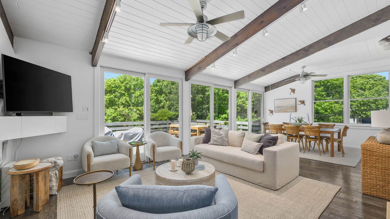 Photo of Bedroom in West Yarmouth