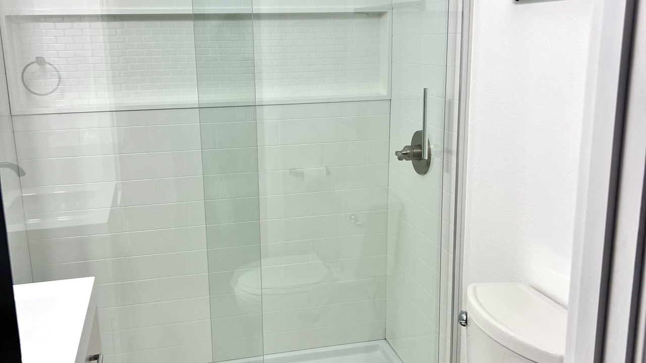 Photo of Bathroom in Harbor