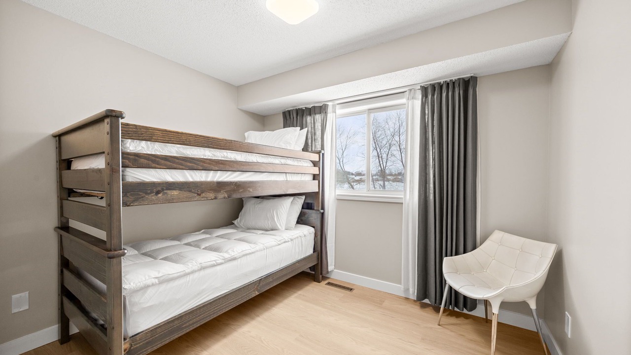 Photo of Bedroom in Blaine