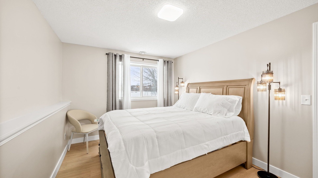 Photo of Bedroom in Blaine