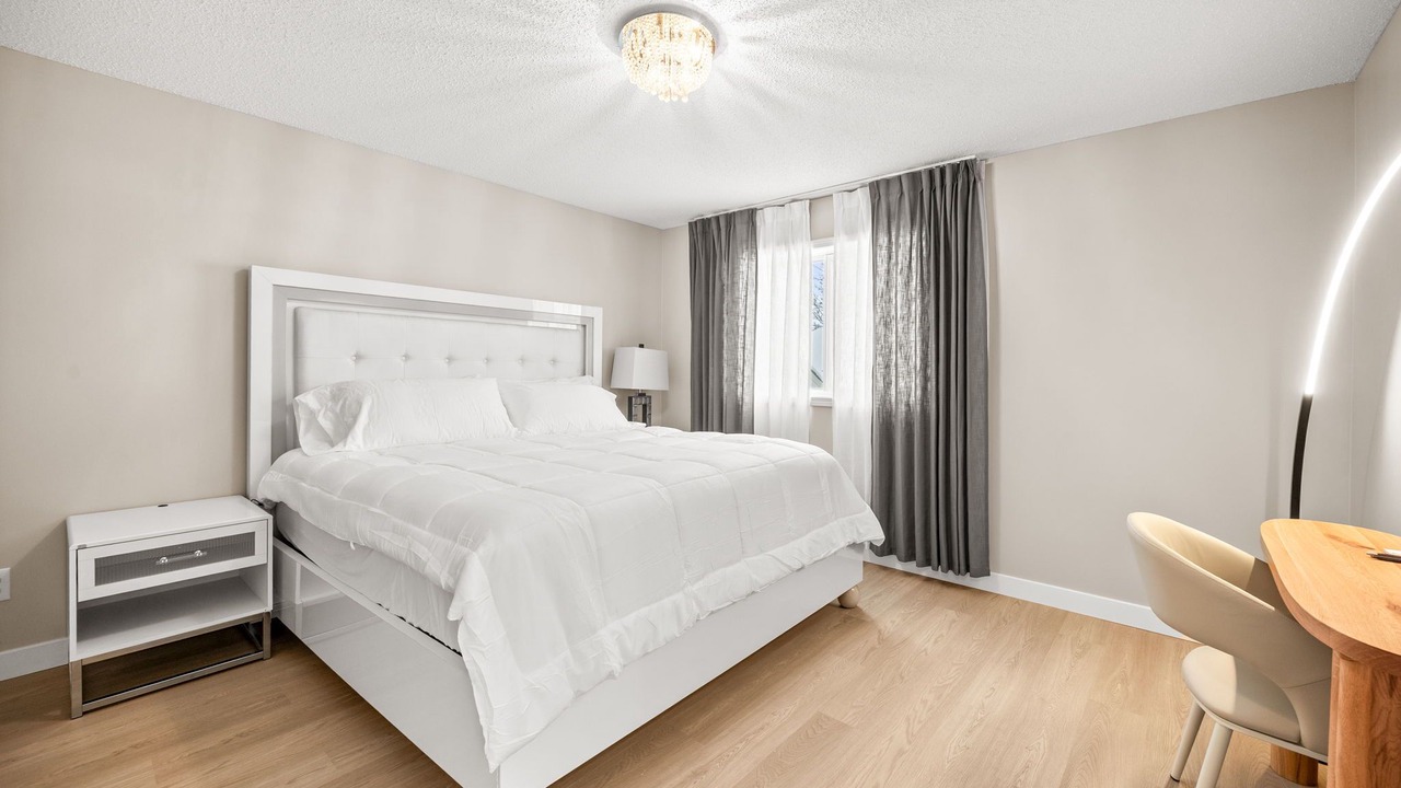 Photo of Bedroom in Blaine