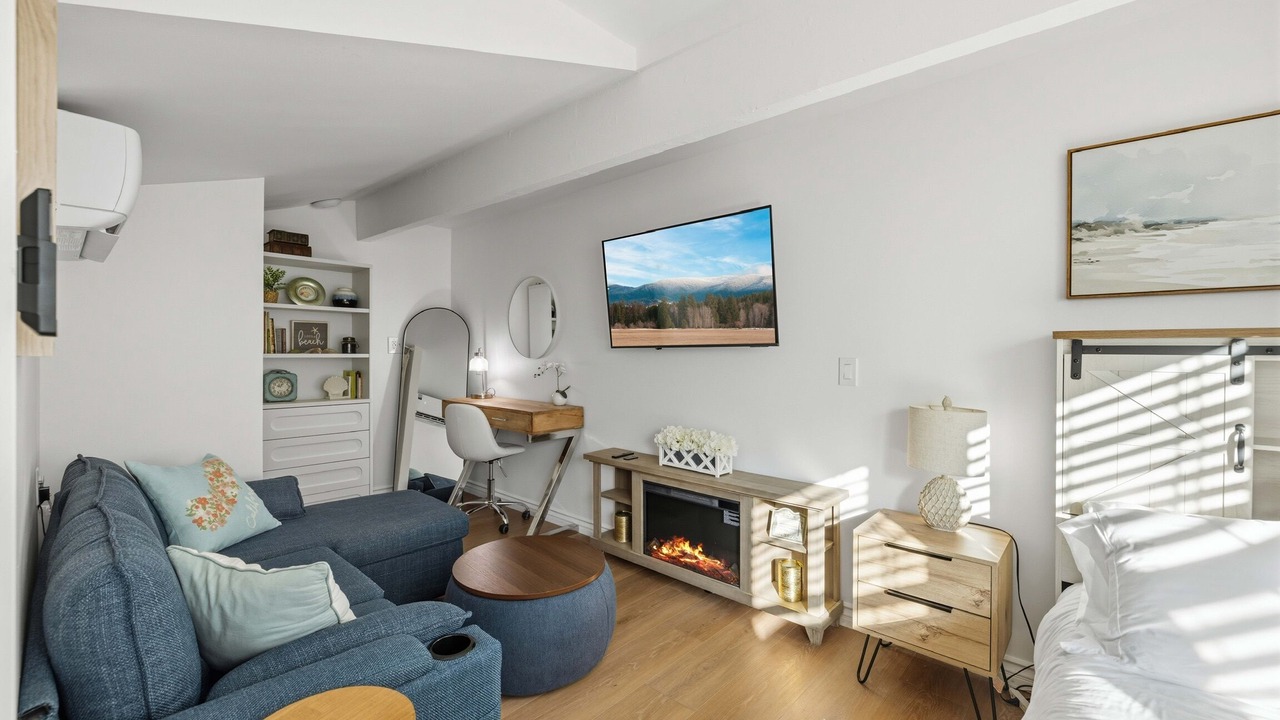 Photo of Bedroom in Simi Valley
