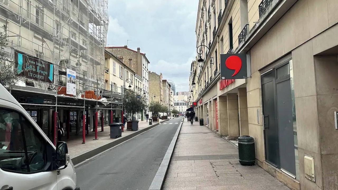 Photo of Others in Puteaux