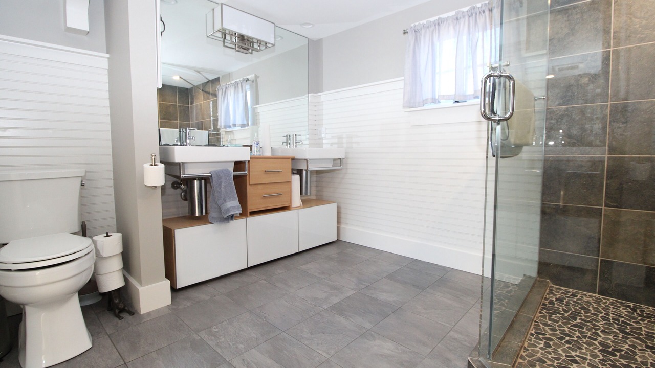 Photo of Bathroom in Orleans