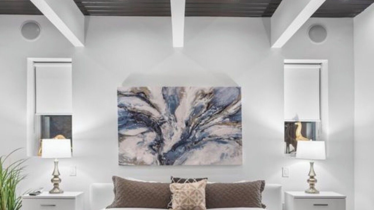 Photo of Bedroom in Hollywood Hills West