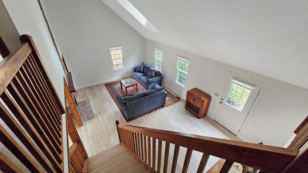 Photo of Livingroom in West Falmouth