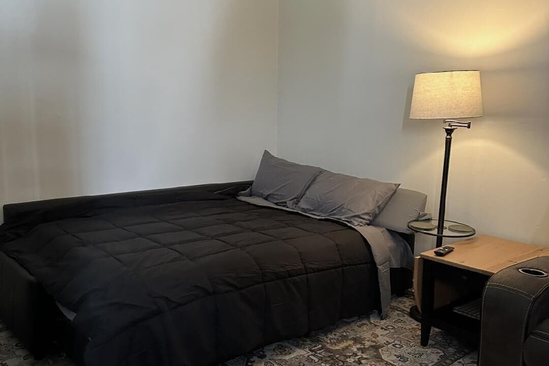 Photo of Bedroom in Hollywood