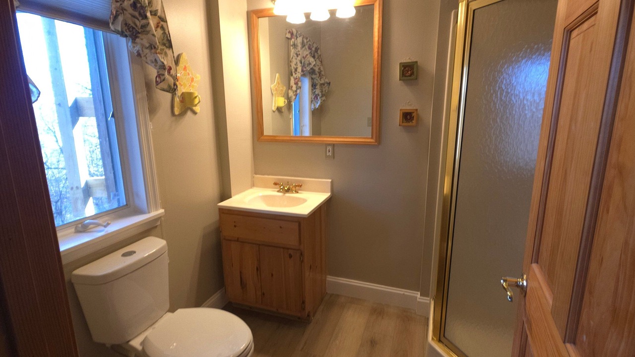 Photo of Bathroom in Mountainside