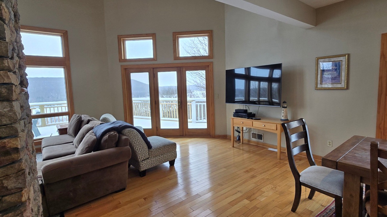 Photo of Livingroom in Mountainside
