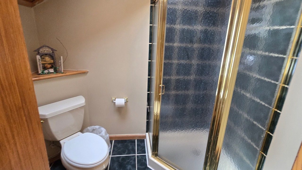 Photo of Bathroom in Mountainside