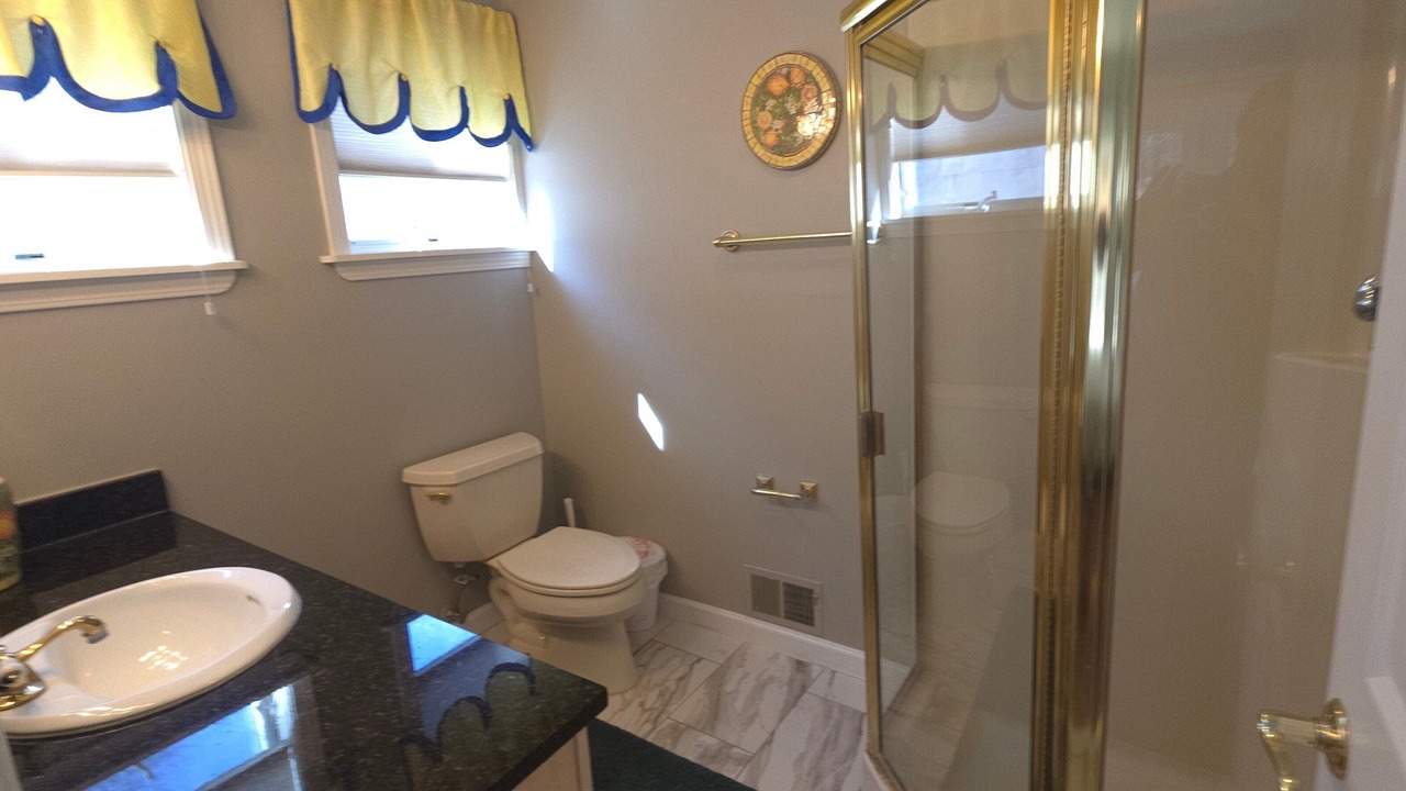 Photo of Bathroom in Mountainside