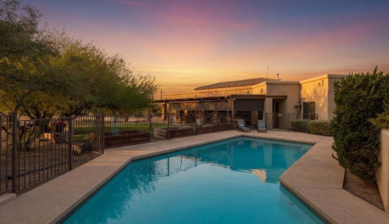 Photo of Others in Sunrise Desert Vistas