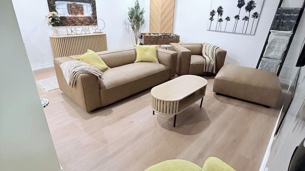Photo of Livingroom in Simi Valley
