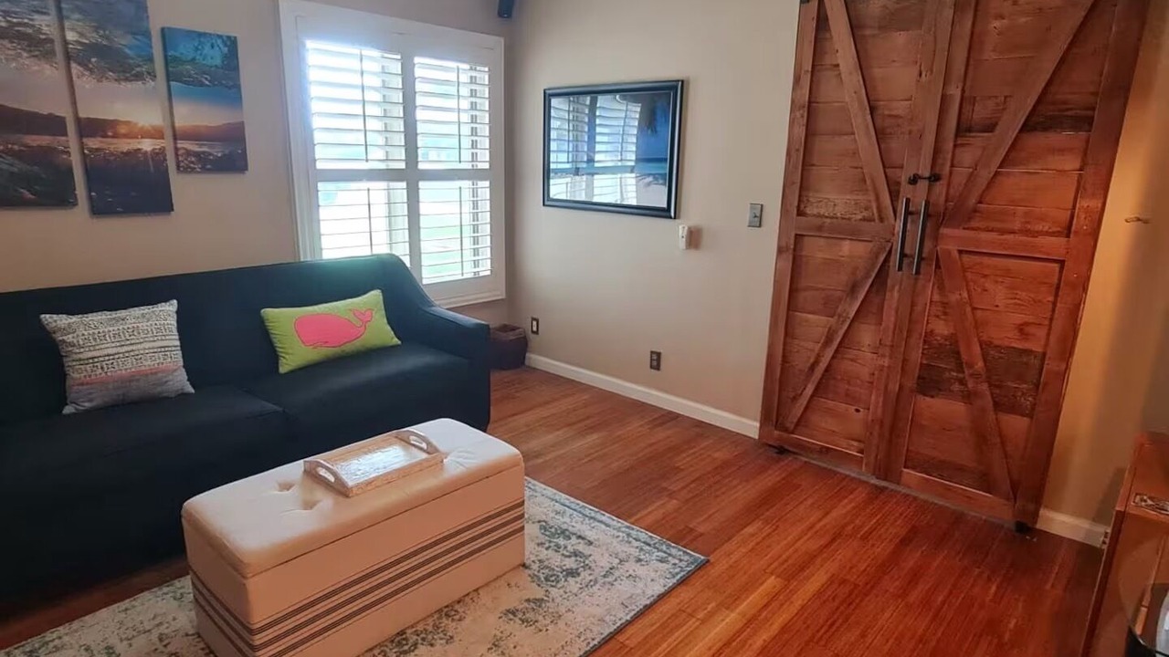 Photo of Livingroom in Huntington Beach