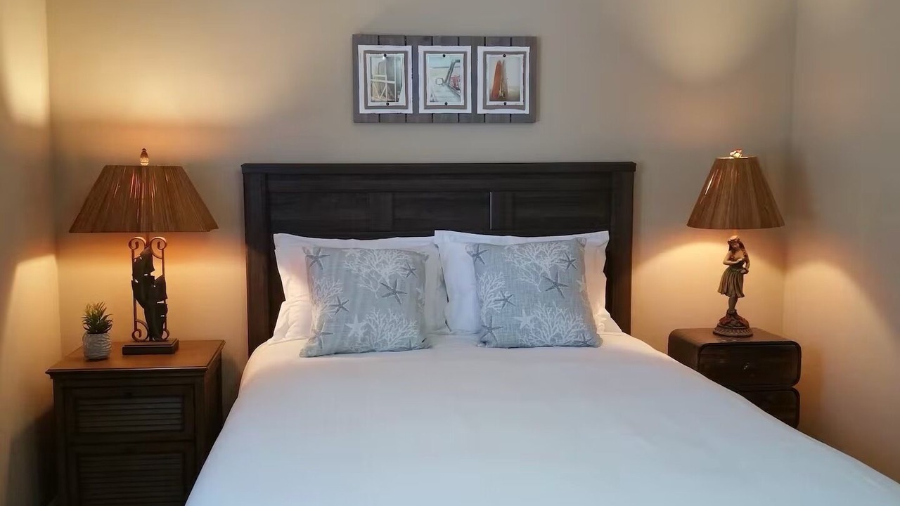 Photo of Bedroom in Huntington Beach