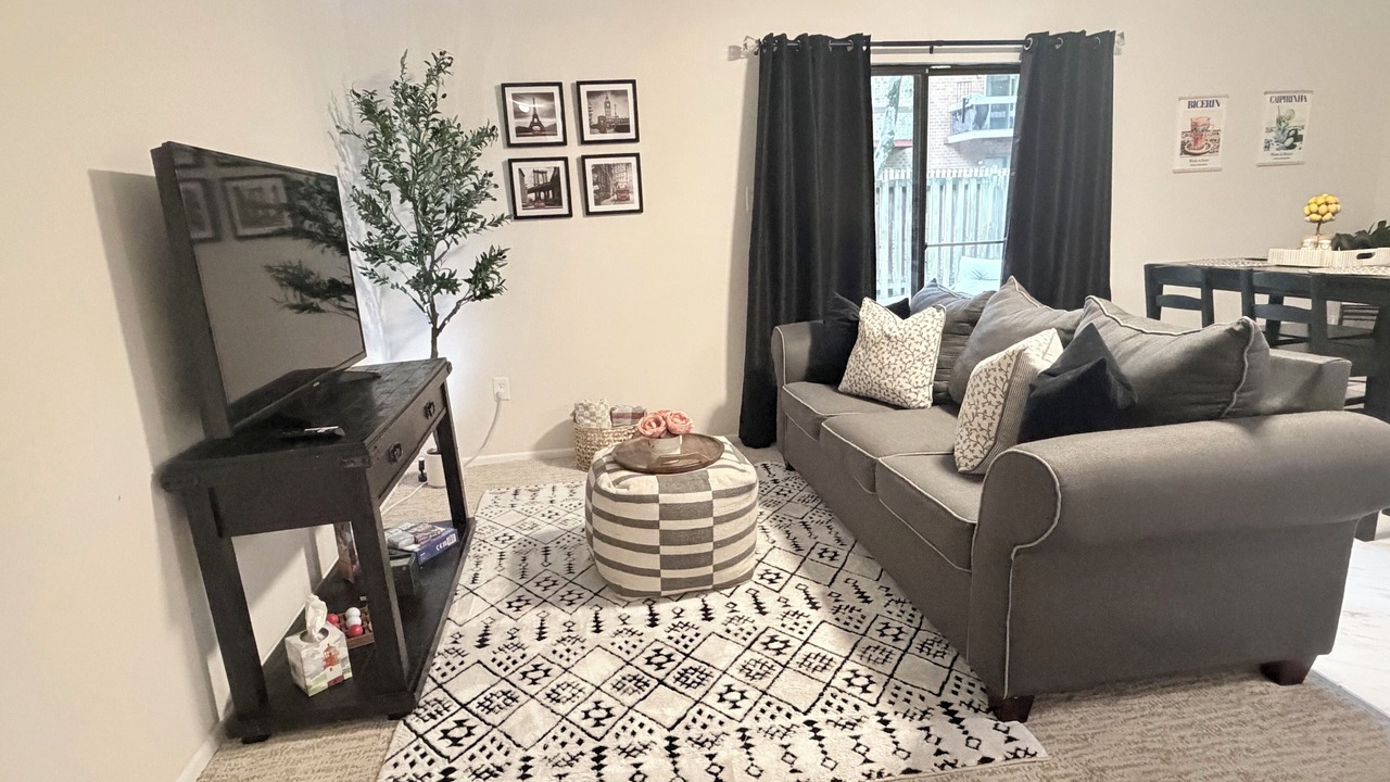 Photo of Livingroom in Simpsonville