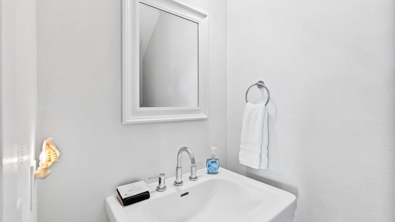 Photo of Bathroom in Pass Christian