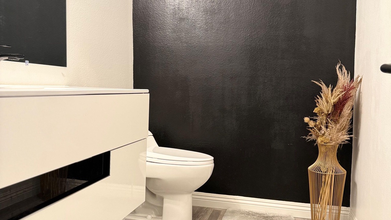 Photo of Bathroom in Huntington Beach