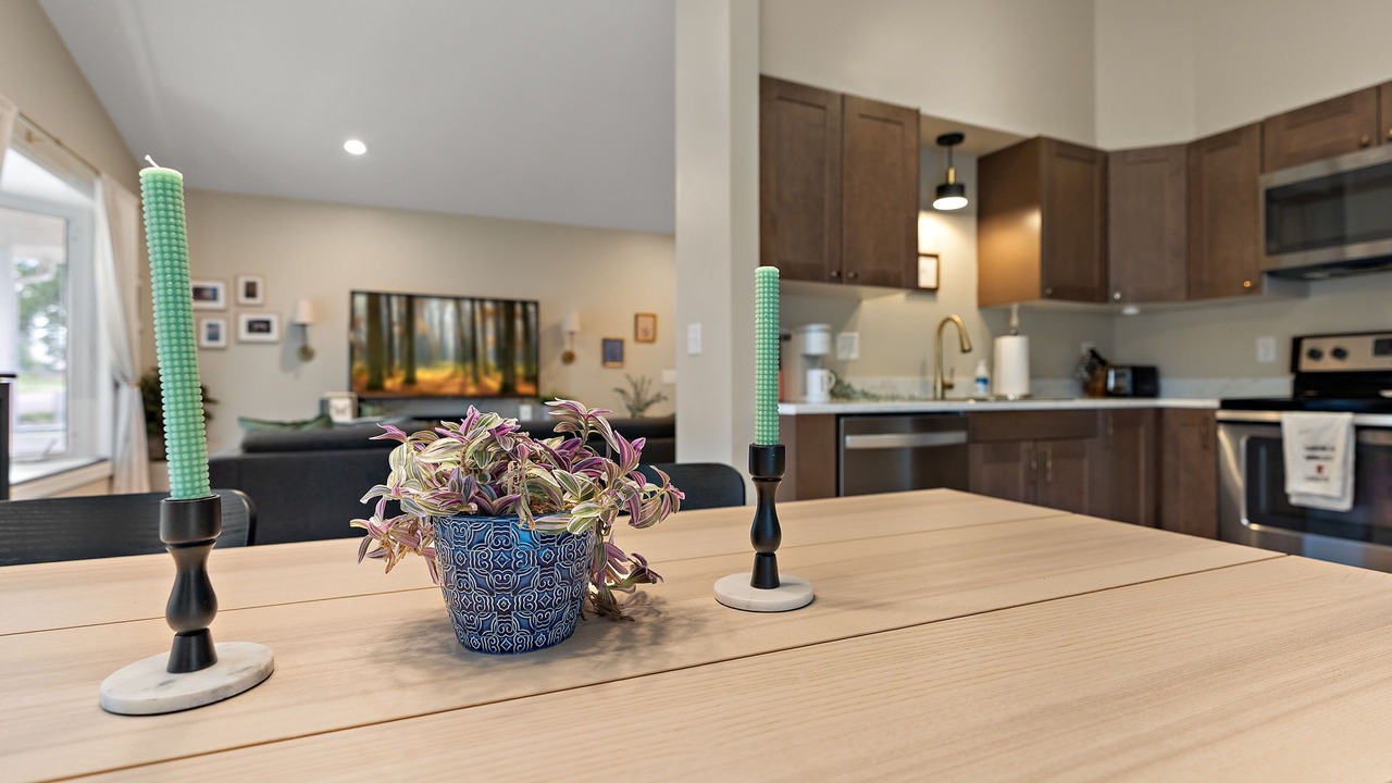 Photo of Kitchen in Summit - University
