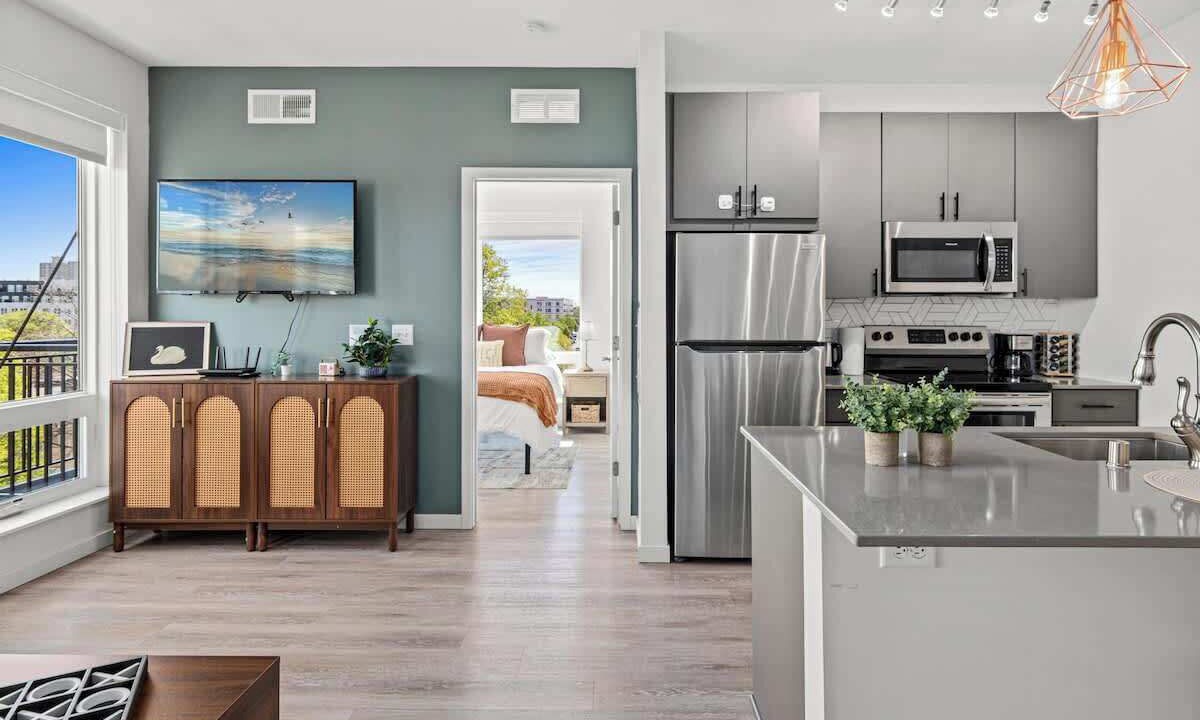 Photo of Kitchen in Lyn-Lake