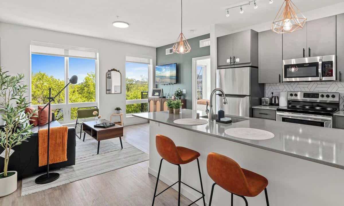 Photo of Kitchen in Lyn-Lake