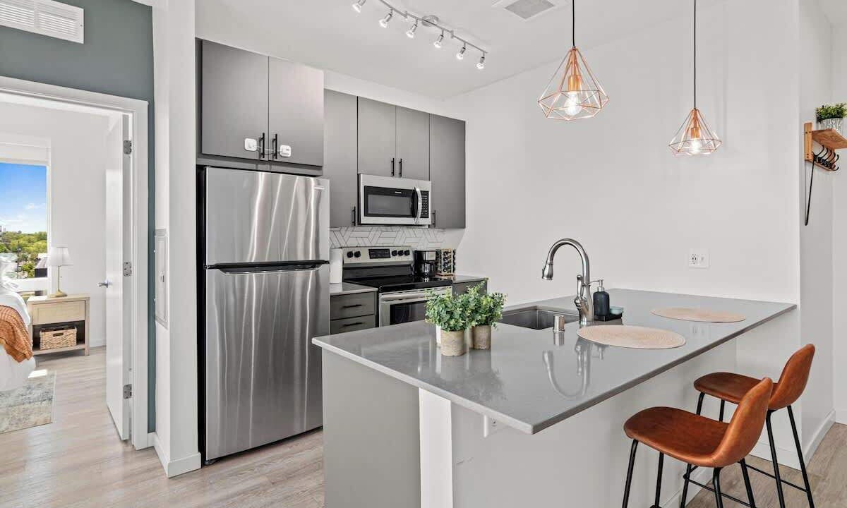 Photo of Kitchen in Lyn-Lake