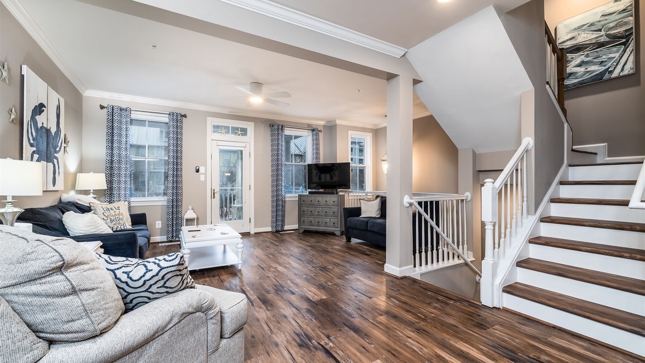 Photo of Bedroom in Sunset Island