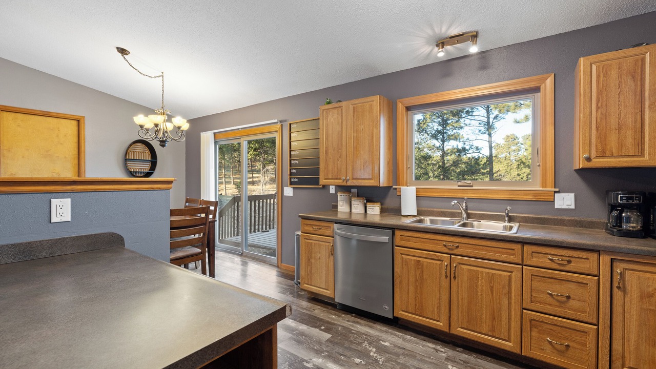 Photo of Kitchen in Colonial Pine Hills