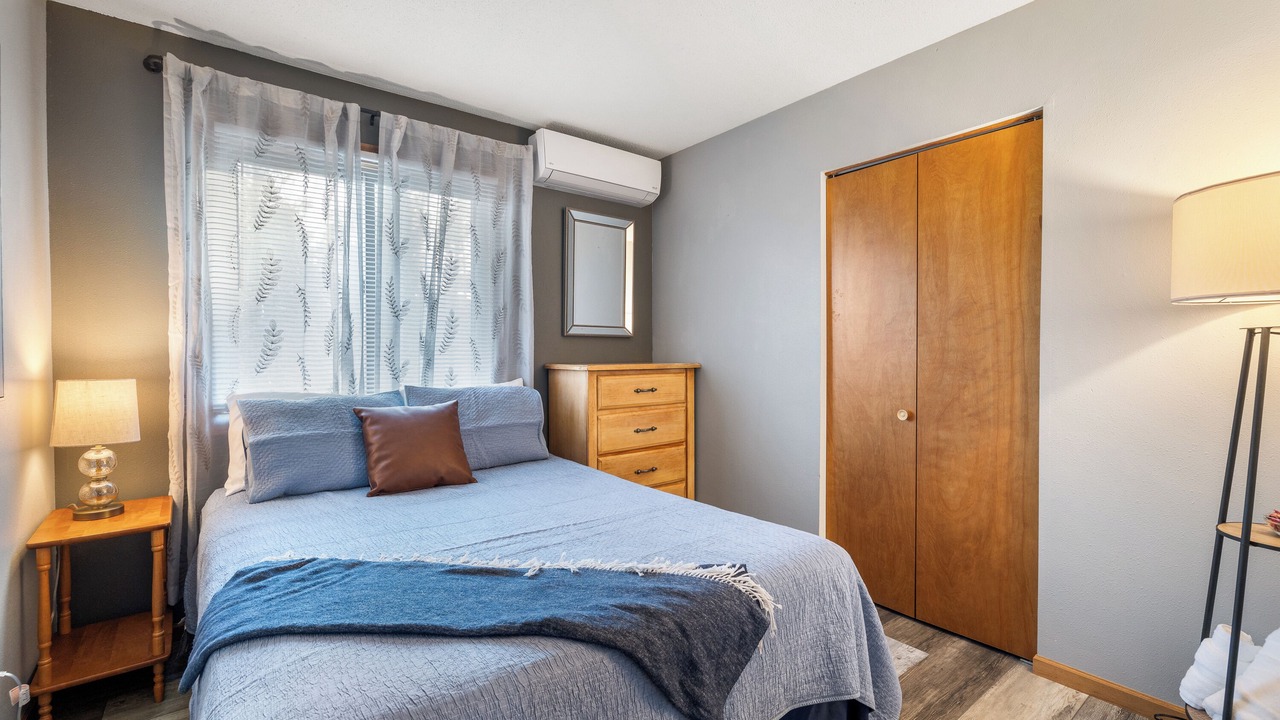 Photo of Bedroom in Colonial Pine Hills