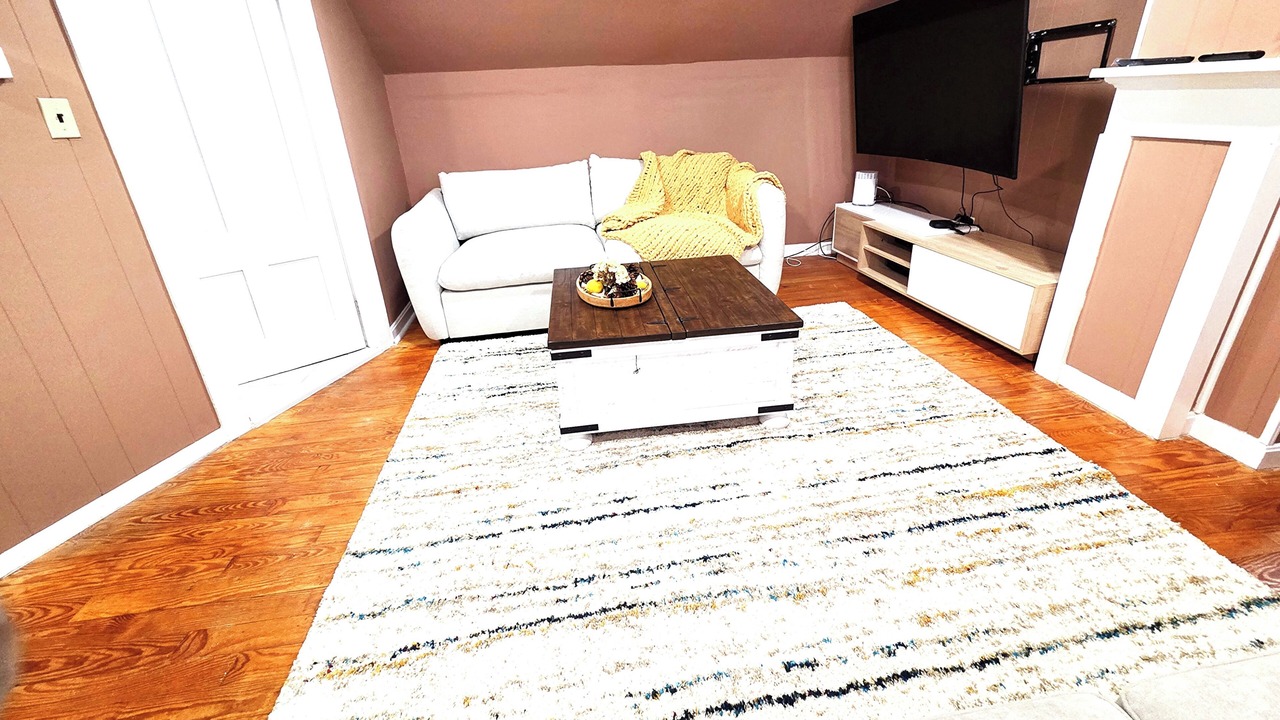 Photo of Livingroom in Stoughton