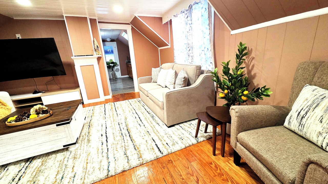Photo of Livingroom in Stoughton