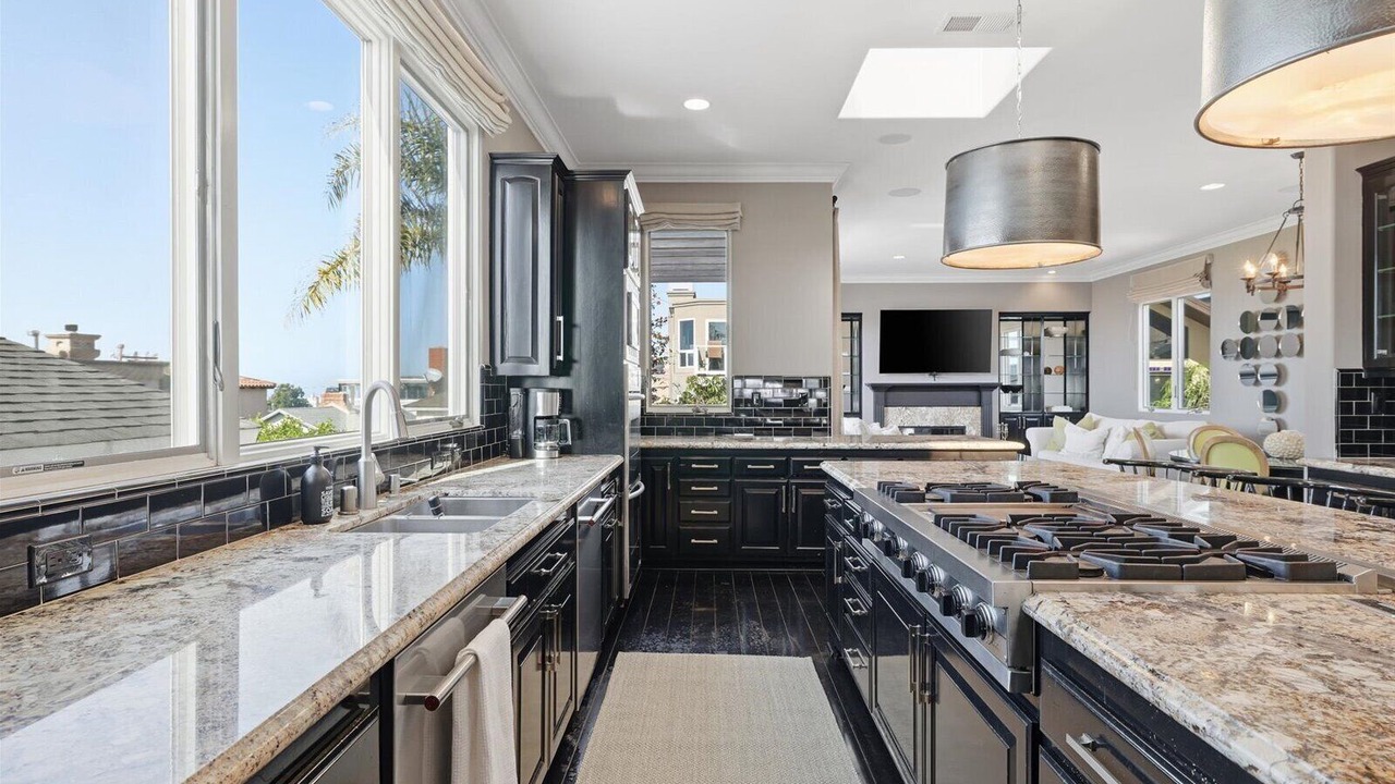 Photo of Kitchen in The Strand