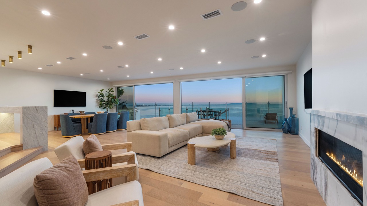 Photo of Livingroom in Malibu