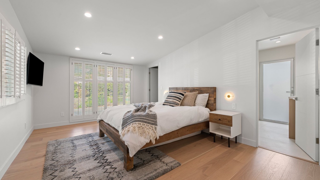 Photo of Bedroom in Malibu