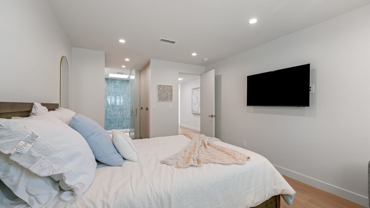 Photo of Bedroom in Malibu