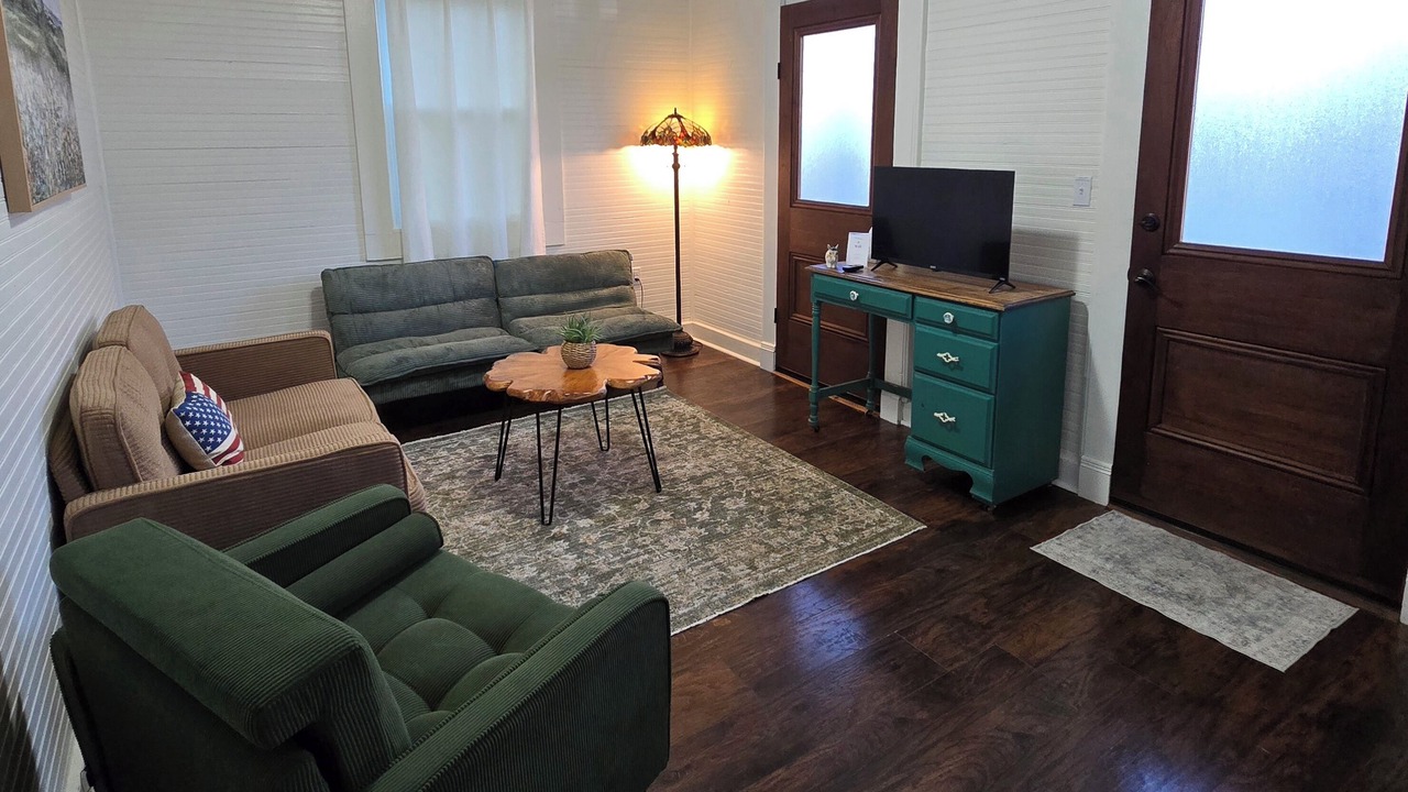 Photo of Livingroom in Supreme
