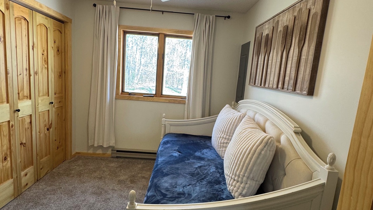 Photo of Bedroom in Pequot Lakes