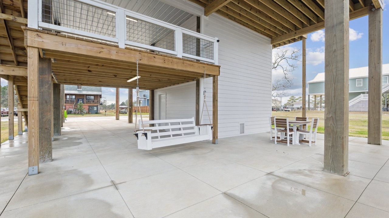 Photo of Patio Balcony in Shoreline Park