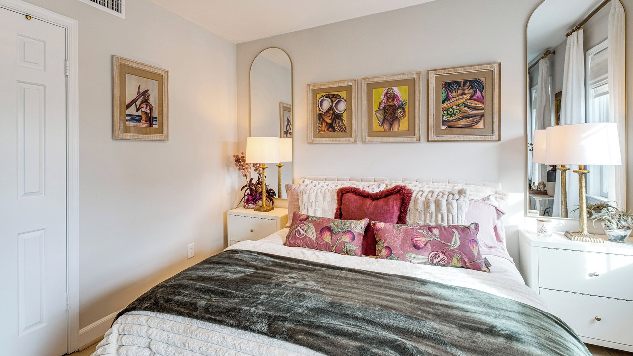 Photo of Bedroom in Old Town North