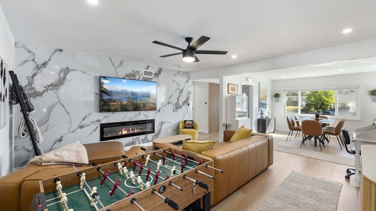 Photo of Livingroom in Simi Valley