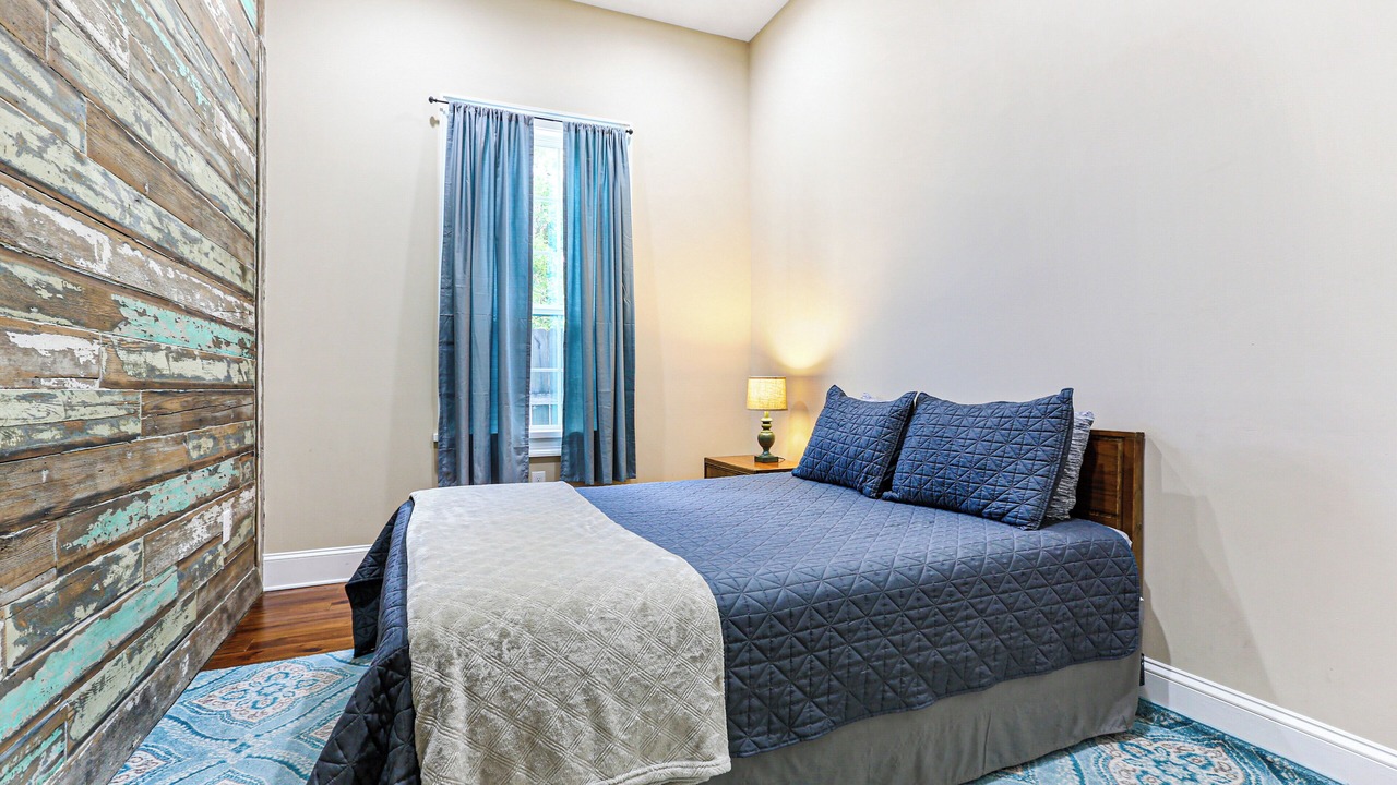 Photo of Bedroom in Seventh Ward