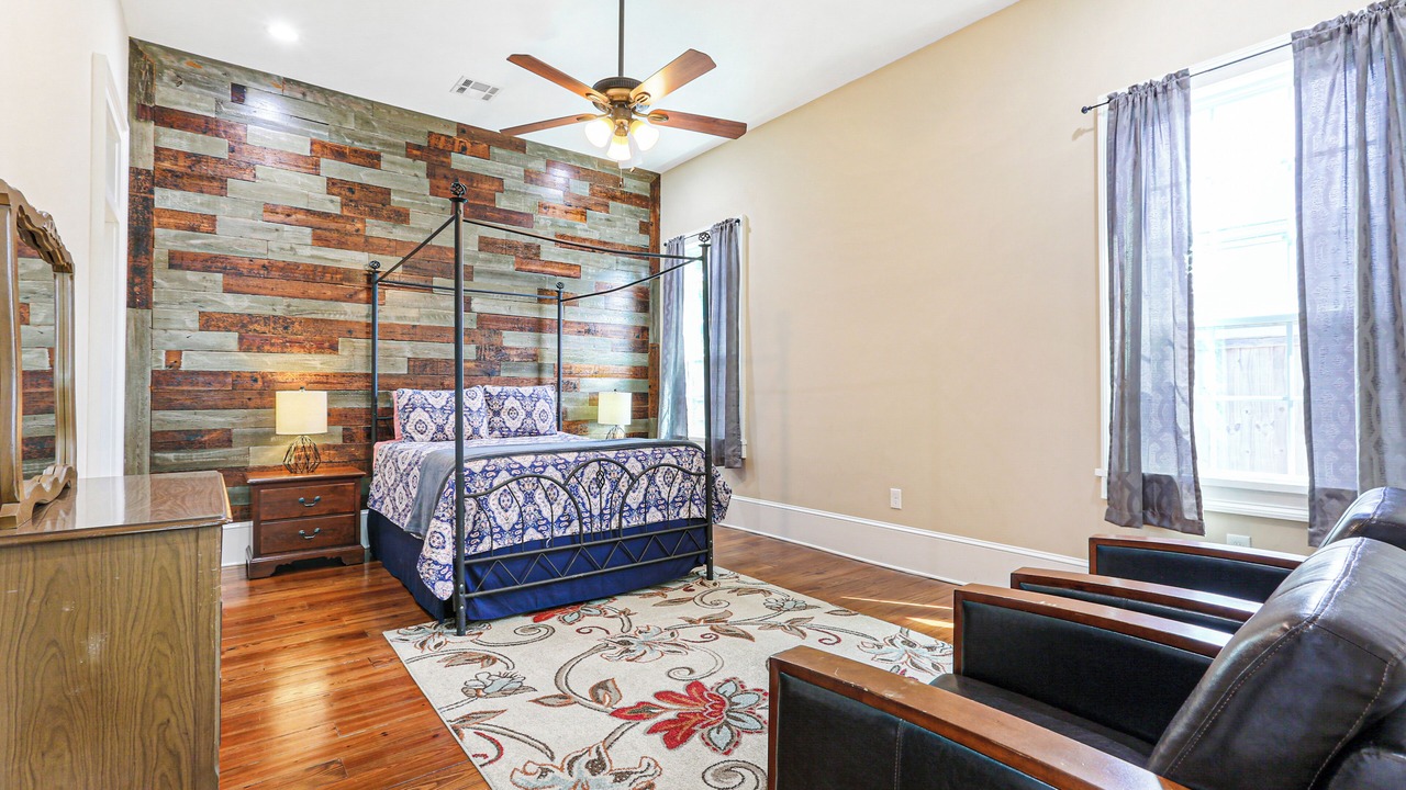 Photo of Bedroom in Seventh Ward