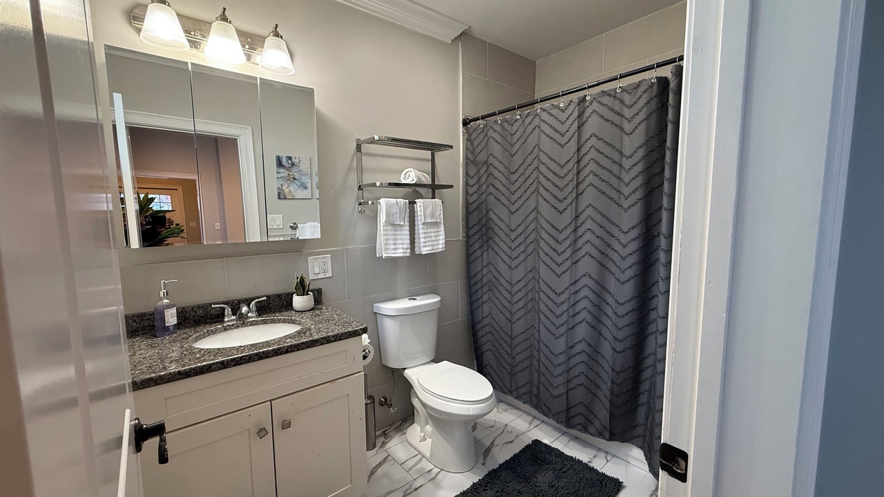 Photo of Bathroom in Washington Park