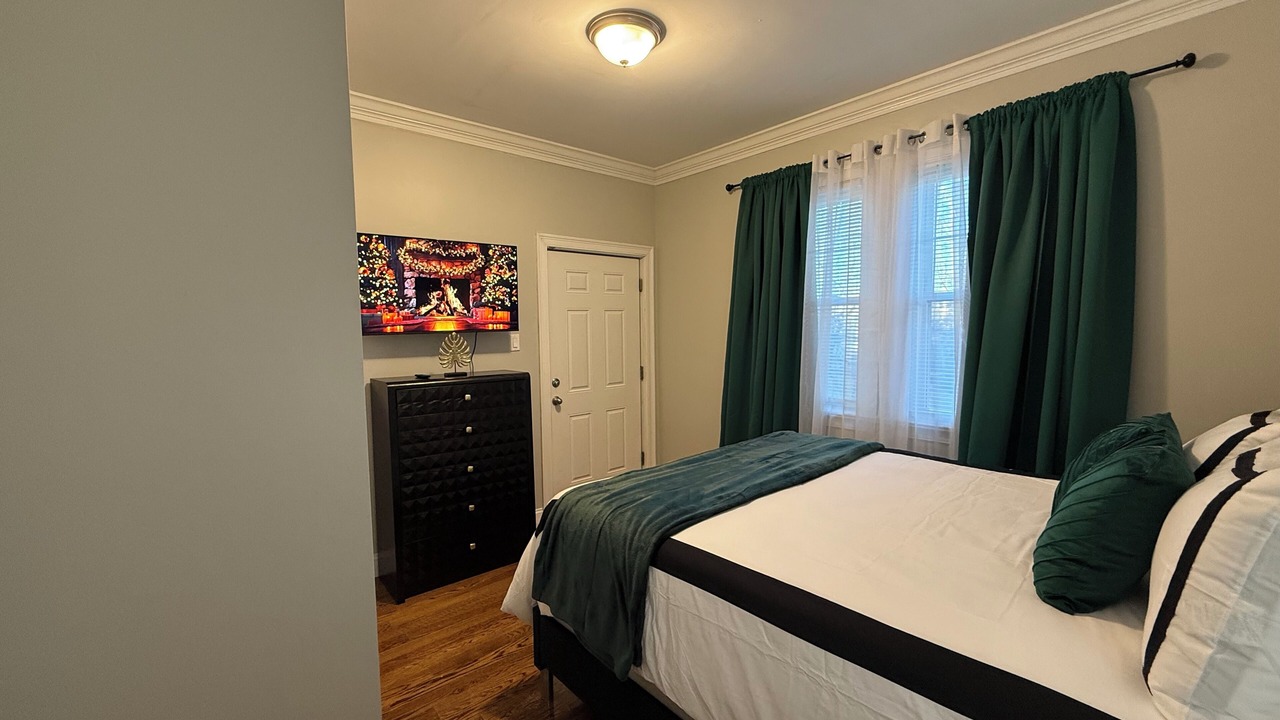 Photo of Bedroom in Washington Park