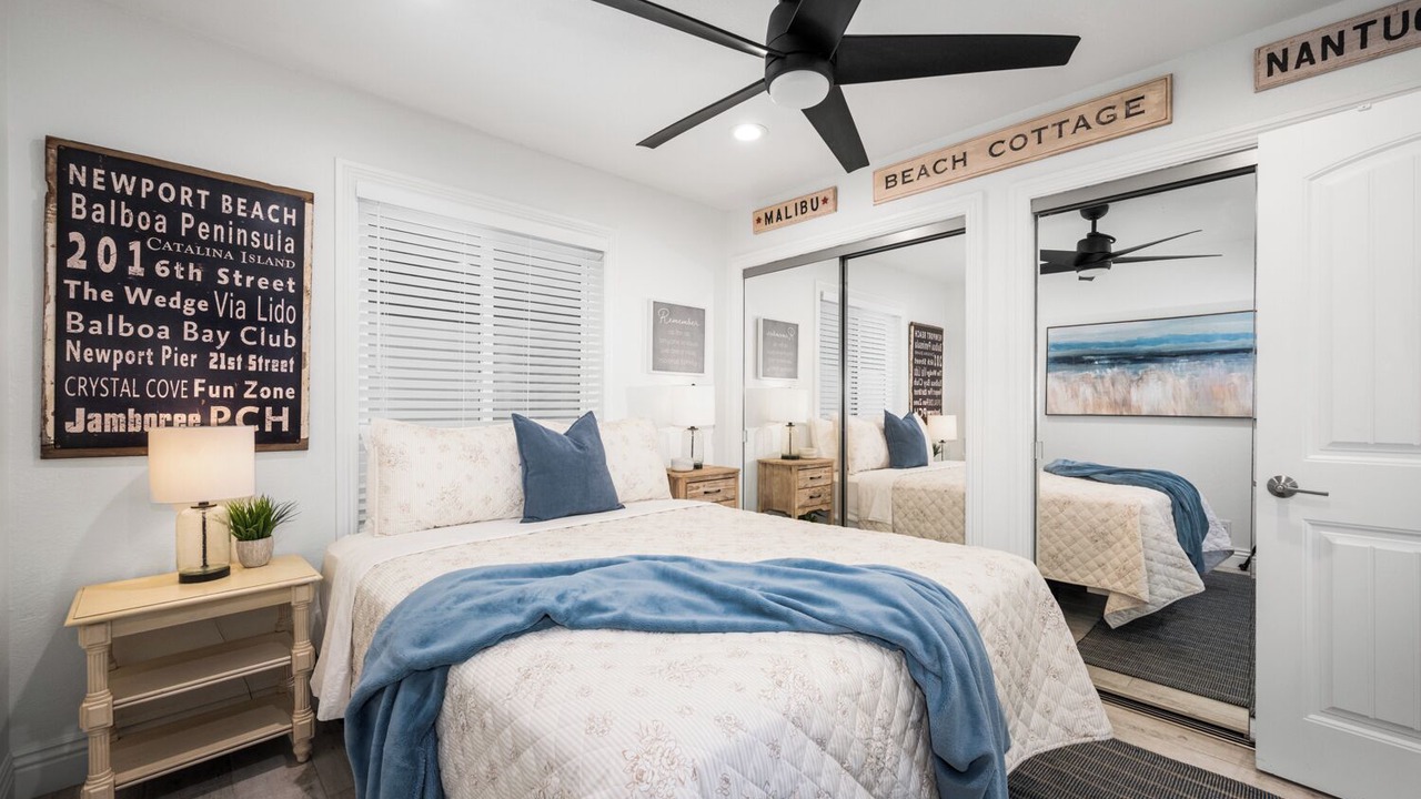 Photo of Bedroom in Balboa Peninsula