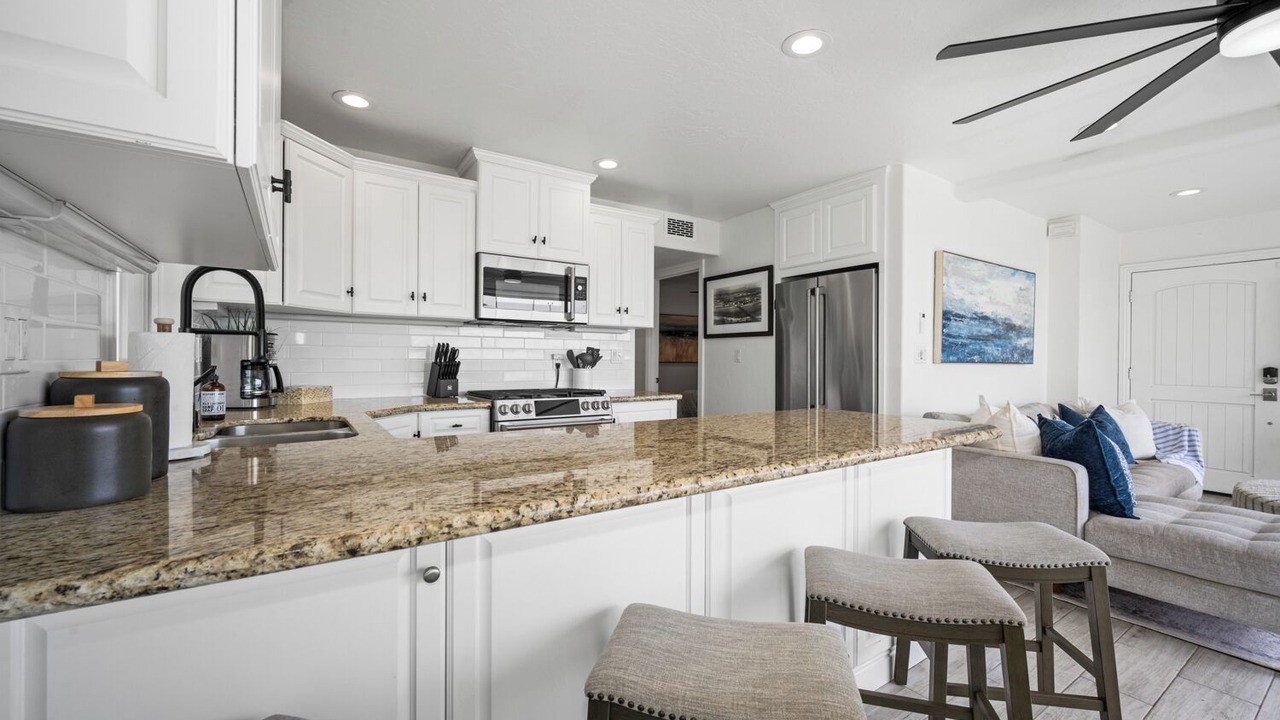 Photo of Kitchen in Balboa Peninsula